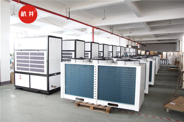 國防工程建造管道調(diào)溫除濕空調(diào)機(jī)圖片